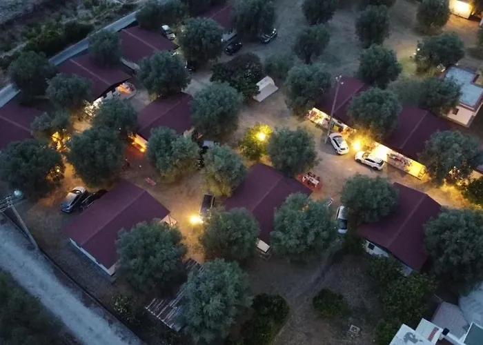 Funno Delle Noci Aldeamento Turístico